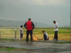 隣組いも煮会最後はキャンプファイヤー