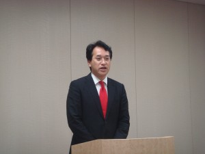 梅津庸成氏　鹿野道彦農林水産大臣政務秘書官に就任とのご挨拶、満場の拍手で頑張れとの激励でした