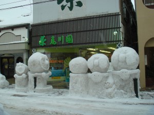 中町お茶の「尾川園さん制作」の雪像が素敵でした