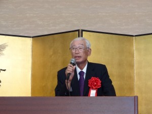 来賓挨拶で庄内を元気にと力強く訴える新田会長