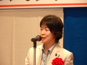 庄内入りした舟山康江参議院議員来賓祝辞を述べる