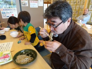 私は毎年食べる時だけ参加の一応そばオーナーです