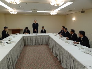 農林水産省職員を招いての会派研修会