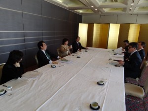 国会議員勢ぞろいの民主党山形県連役員会