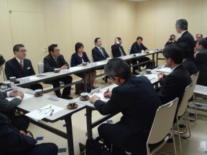 連合山形役員と民主党県連役員の定例懇談会