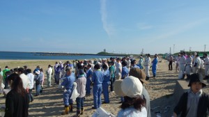 酒田港大浜海浜公園美化ボランティアに参加