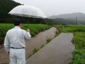 河川改修が中々進んでいない暴れ川、中野俣川現地調査